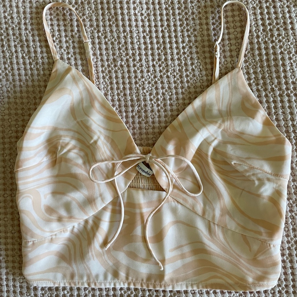 Abercrombie and Fitch Orange Swirly Spaghetti Strap Crop Top Size XS